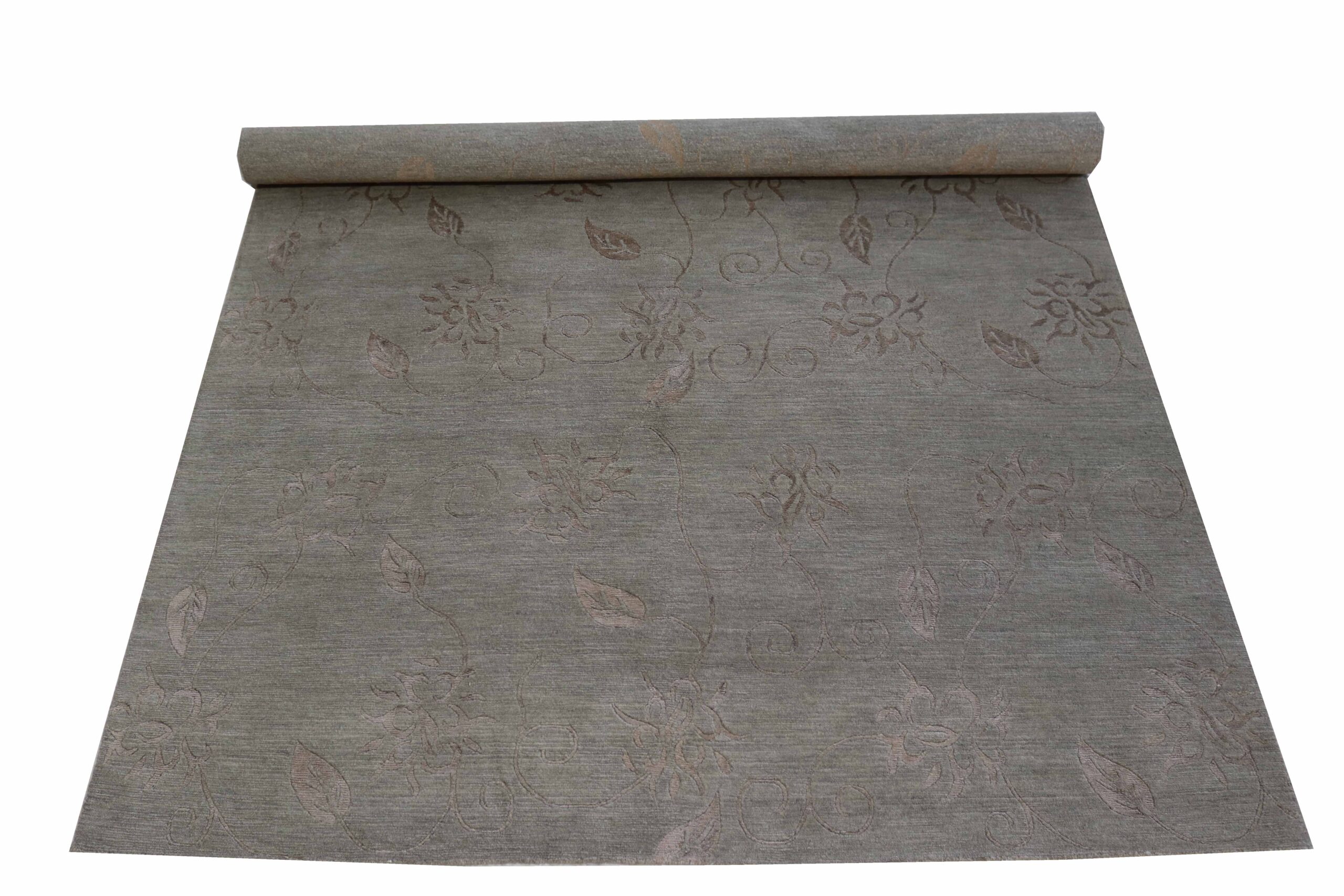 47 HDR-619 Handcrafted Wool & Bamboo Silk Carpet – Vintage Floral Fade Design (6x9 ft) - Image 1